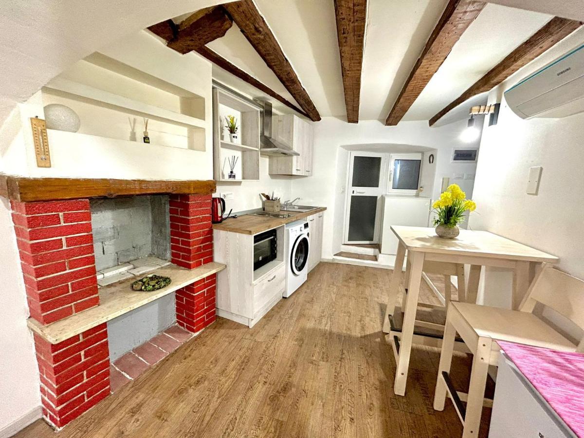 Residence Zar - 2 Trieste Dış mekan fotoğraf